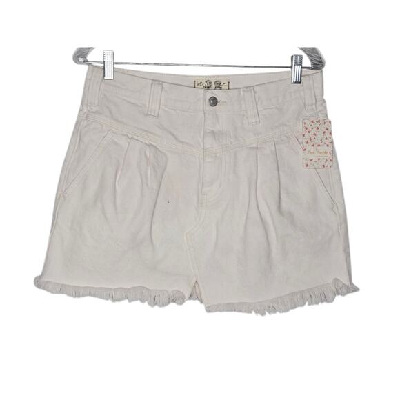 Free People We the Free White Sidecar Cutoff Denim Mini Skirt NEW Women's 28 - Picture 2 of 12